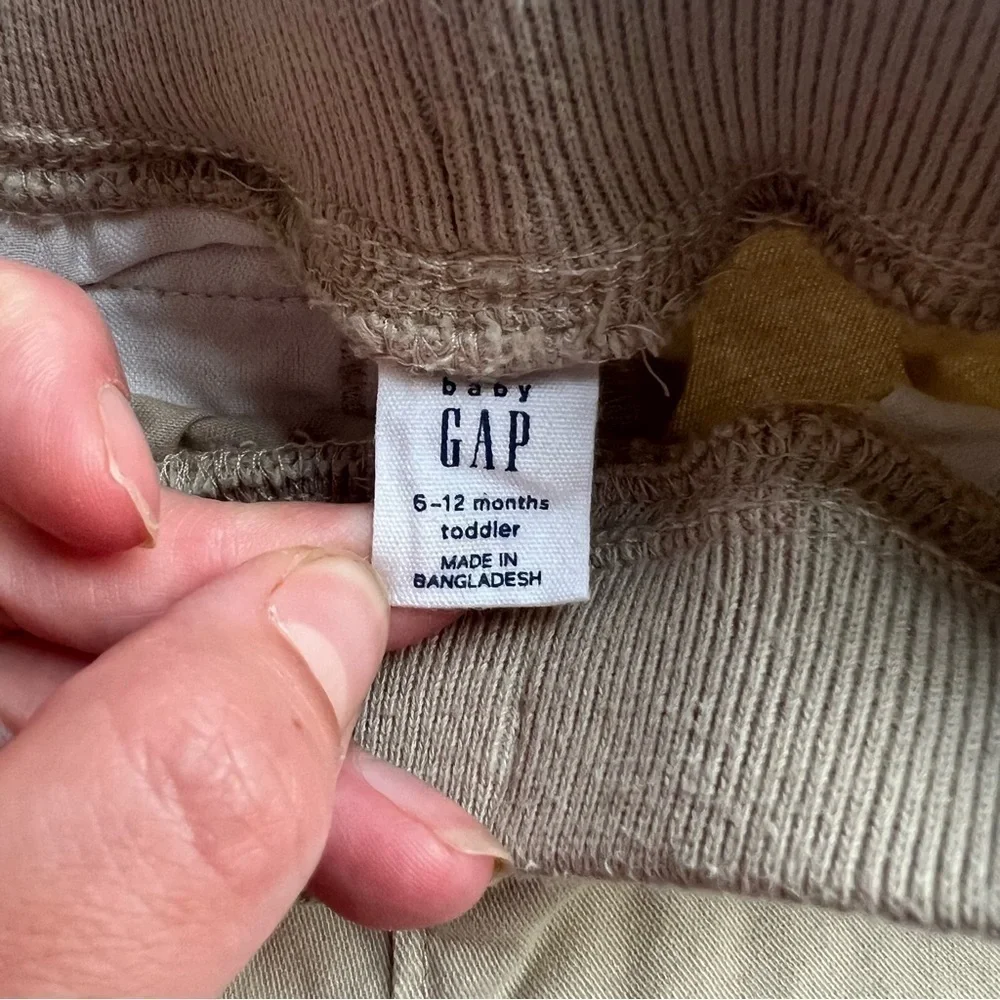 Baby Gap Pull on Khakis in Size 6-12 Months